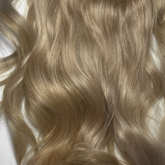 Luxury Clip European In Hair Extensions real human hair. - Picture 5 of 8